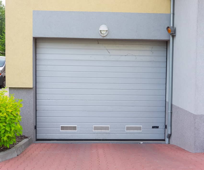PUERTA DE GARAJE BLANCA Valencia